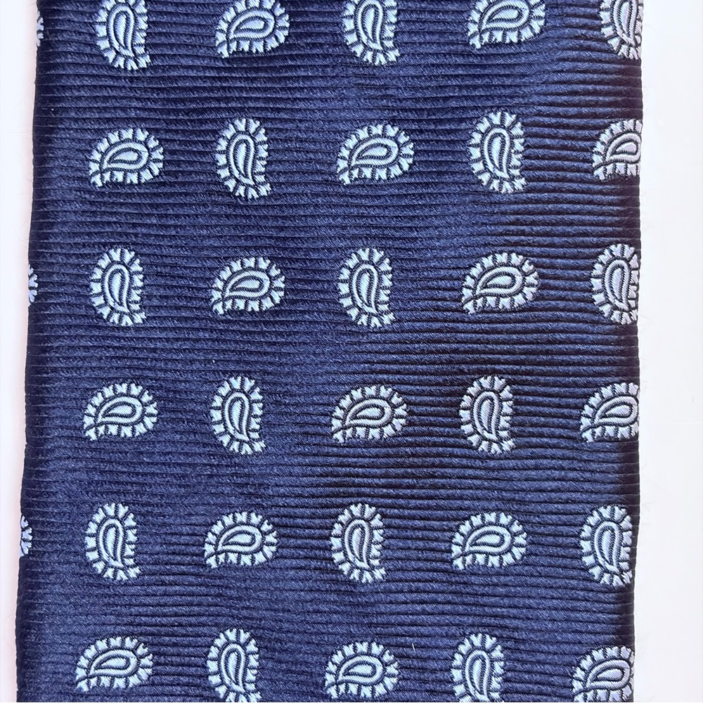 Robert Talbott Tie Carmel Blue Paisley Hand Sewn 100% Silk